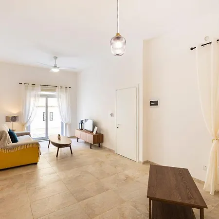 Gozo Apartment-hosted By Sweetstay Lejlighed